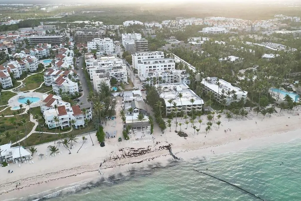Tropical Deluxe 2 Bedroom Unit With Jacuzzi Punta Cana